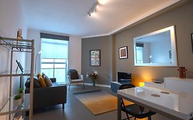 Central Location, Perfect For Attractions & West End